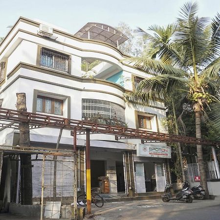 Super Townhouse The Upper Room Near Pune Airport Lohogaon Luaran gambar