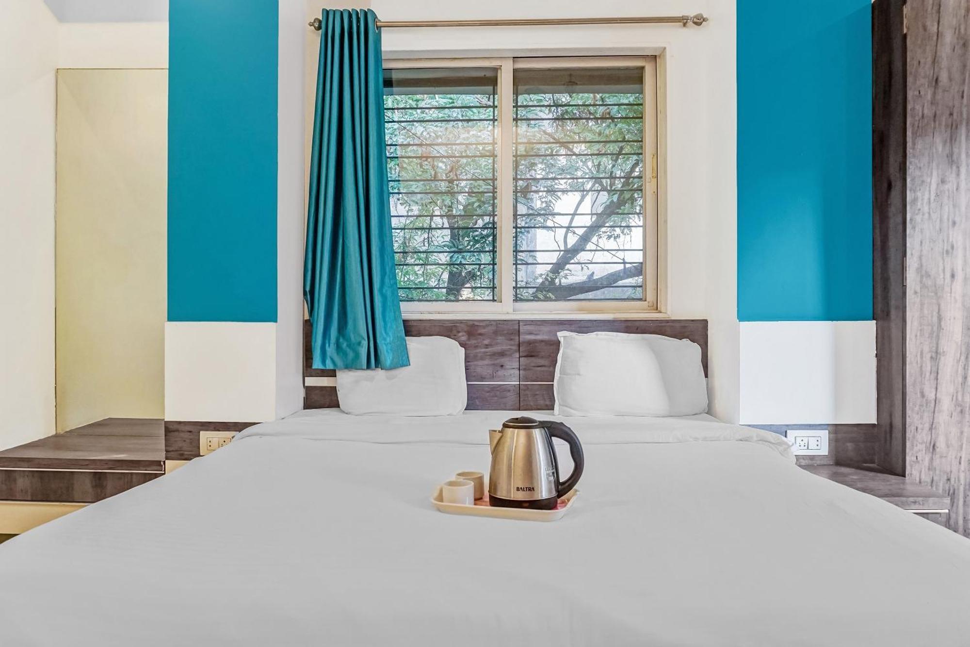 Super Townhouse The Upper Room Near Pune Airport Lohogaon Luaran gambar