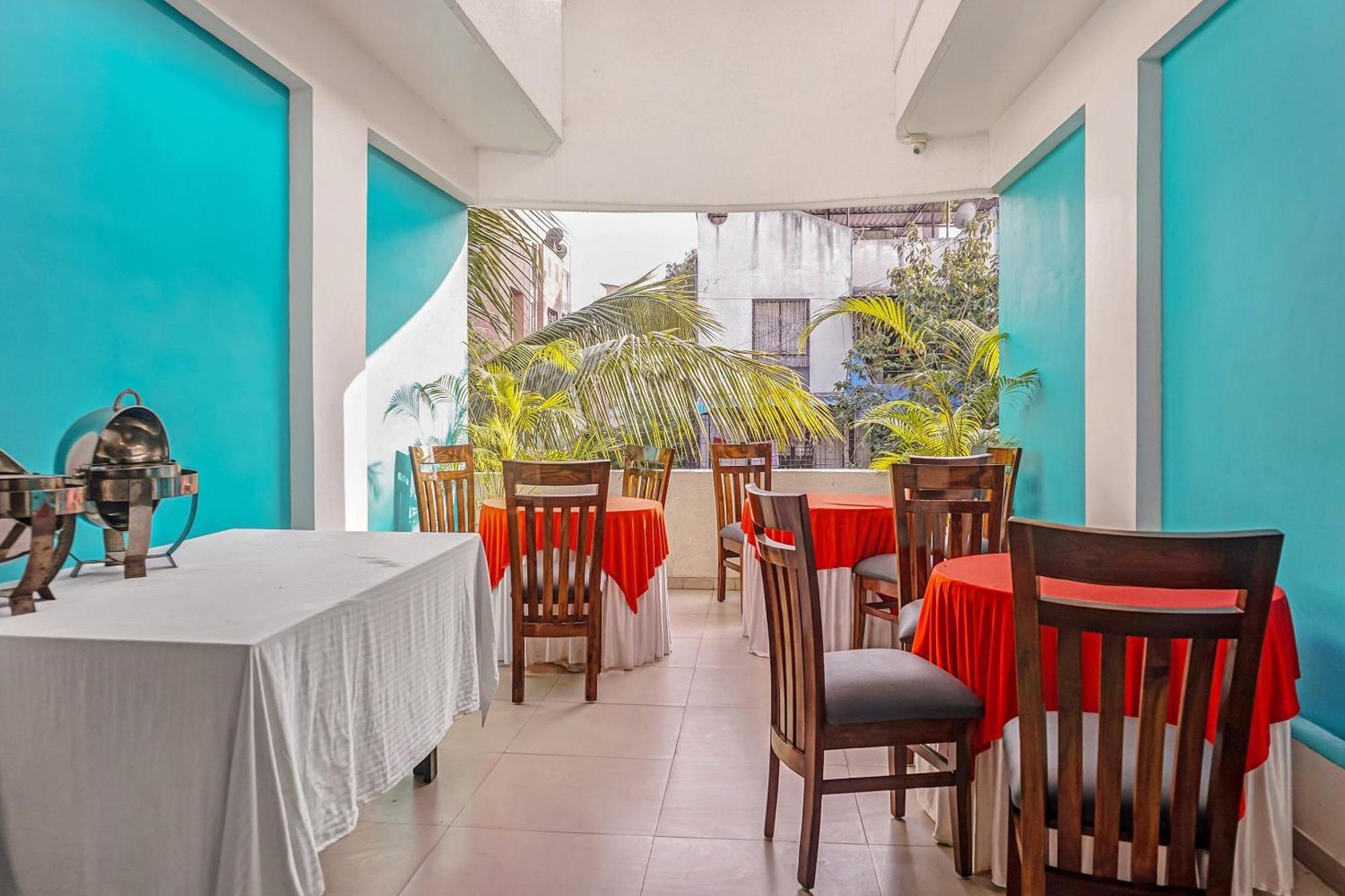 Super Townhouse The Upper Room Near Pune Airport Lohogaon Luaran gambar