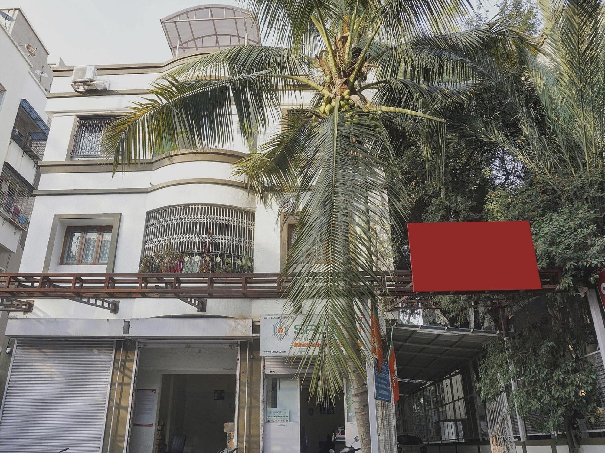 Super Townhouse The Upper Room Near Pune Airport Lohogaon Luaran gambar